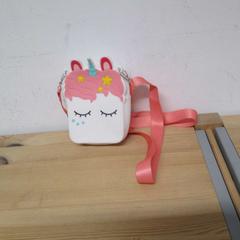 かばん Roze eenhoorn がiLostで IKEA Heerlen によって報告されました