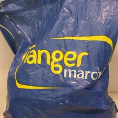 Plastic tas blauw  plastic van Tanger, zgłoszono przez Transdev Gooi en Vechtstreek przy użyciu iLost