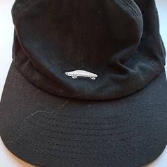 Pet, come riportato da Madurodam utilizzando iLost