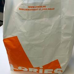 Saco Papier zak, como reportado por Centraal magazijn utilizando o iLost