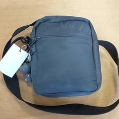 Bomba taška Grijs, jak nahlášeno Regio Limburg - Leuven pomocí iLost