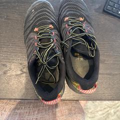 Tenisky, ako bolo nahlásené Van der Valk Hotel Amsterdam-Amstel pomocou iLost