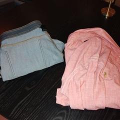 Oblečenie 1 Grey jeans, 1 Pink polo, ako bolo nahlásené Leonardo Hotel Amsterdam Rembrandtpark pomocou iLost
