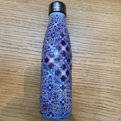 Ampolla met patroon, segons ha informat Rijksmuseum van Oudheden mitjançant iLost