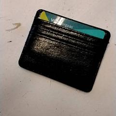 Portfel Van Norel Arce, zgłoszono przez BURST przy użyciu iLost