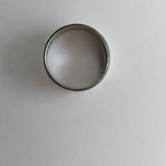 Sieraden - ring がiLostで Centraal magazijn によって報告されました