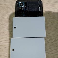 スマートフォン がiLostで Centraal magazijn によって報告されました