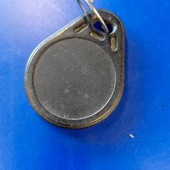 Clés et badge Noir, segundo informou IKEA Rennes - Pacé usando iLost