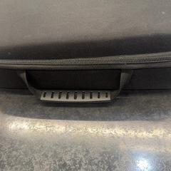 가방, iLost를 사용하여 Rotterdam The Hague Airport에 보고됨