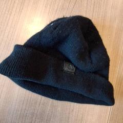 Beanie zwart, jak nahlášeno Qbuzz DMG pomocí iLost