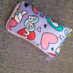 ポーチ - klein zakje がiLostで Centraal magazijn によって報告されました