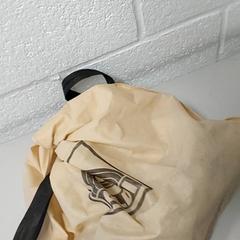 Väska - Stoffen tas, rapporterat av Centraal magazijn med iLost