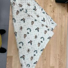 بطانية، كما تم الإبلاغ عنه بواسطة IKEA Ostrava عبر iLost