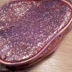 İLost kullanarak Qbuzz Fryslân tarafından bildirildiği gibi Çanta Roze