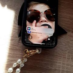 Telemóvel Apple, como reportado por EBS Tramplein utilizando o iLost