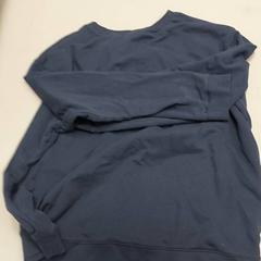 Kleding - sweater, zoals gemeld door Regio West-Vlaanderen met iLost
