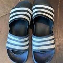 Zapatilak, gisa salatu by Hotel Apeldoorn iLost erabiliz