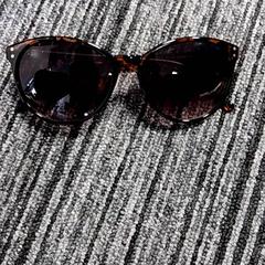 Sonnenbrille Bruin, gemeldet von Arriva Vechtdallijnen über iLost