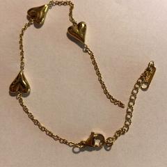 ブレスレット がiLostで Attractie- & Vakantiepark Slagharen によって報告されました