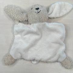 Peluche, como reportado por IKEA Hasselt utilizando o iLost