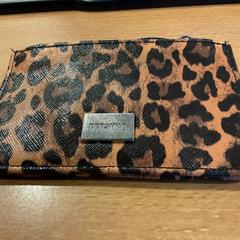 지갑 Sonmez, iLost를 사용하여 Gemeente Amsterdam에 보고됨