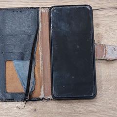 Smartphone back light-blue Oppo, a été signalé par Regio Antwerpen - Brussel utilisant iLost