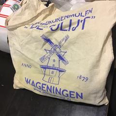 Jutová taška, jak nahlášeno Qbuzz U-OV pomocí iLost