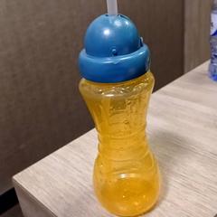 Dricksflaska, rapporterat av Van der Valk Hotel Vianen med iLost