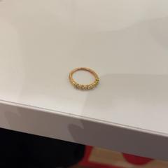 Ringe Goud, som rapportert av Pathé de Kuip ved bruk av iLost