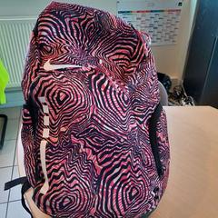 İLost kullanarak TCL tarafından bildirildiği gibi Sırt çantası BASKET ET VETEMENT