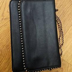 Väska, rapporterat av HTM med iLost