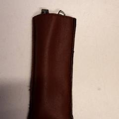 Estoig d'ulleres bruin, segons ha informat Qbuzz ZHN mitjançant iLost