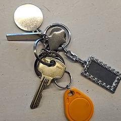 鍵 がiLostで HTM によって報告されました