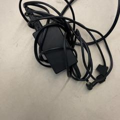 Cargador de portátil, segundo informou HvA Amstelcampus usando iLost