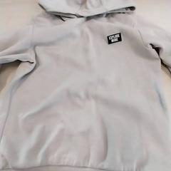 Mikina Beige, jak nahlášeno Arriva Limburg Zuid pomocí iLost