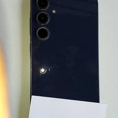 Chytrý telefon zwart Samsung, jak nahlášeno Centraal magazijn pomocí iLost