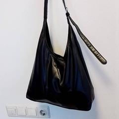 가방, iLost를 사용하여 Hermes Eindhoven에 보고됨