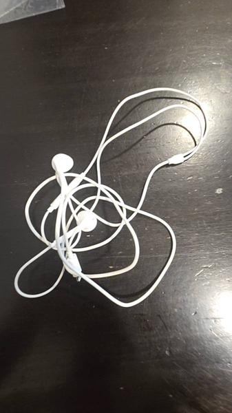 Headphones Wit