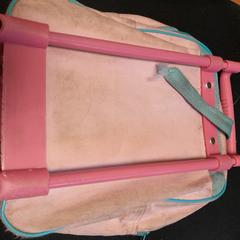 Sac rose، كما تم الإبلاغ عنه بواسطة TCL عبر iLost