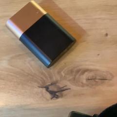 Kraftbank Duracell, som rapportert av MEININGER Hotel Köln West ved bruk av iLost