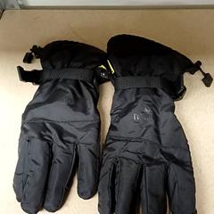 Chaqueta Handschoenen, segundo informou Qbuzz GD Groningen Peizerweg usando iLost