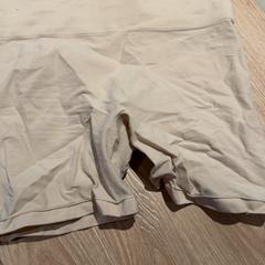 Kurze hose, gemeldet von Van der Valk Hotel Eindhoven - Best über iLost