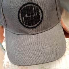 Boné casquettes, como reportado por IKEA Avignon utilizando o iLost