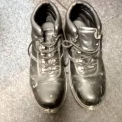 Shoe, as reported by Mövenpick Hotel Amsterdam City Centre using iLost