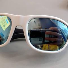 Sunglasses Des de solei, as reported by IKEA Nantes using iLost