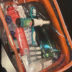 Toalettveske, som rapportert av Van der Valk Hotel Amsterdam-Amstel ved bruk av iLost