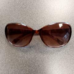 Lentes - Bruin, segundo informou Centraal magazijn usando iLost