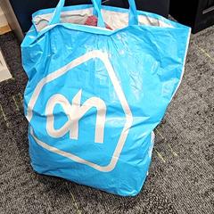 バッグ Blauw がiLostで Connexxion Noord Holland Noord Hoorn によって報告されました