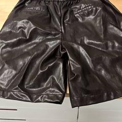 Shorts, rapporterat av IKEA Mons med iLost