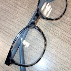 Ulleres, segons ha informat Qbuzz DMG mitjançant iLost